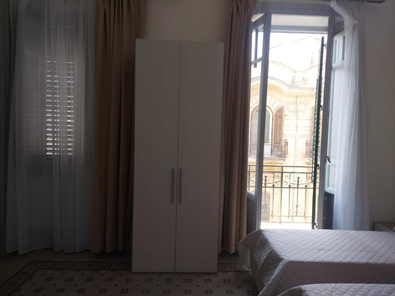 Guest House Lamphotel Militello Palermo Eksteriør billede